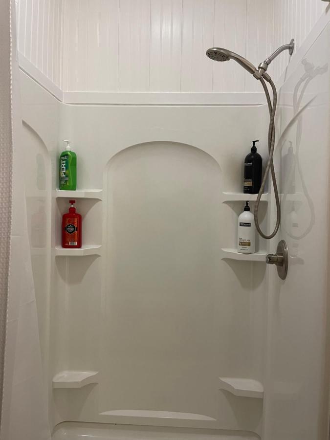 Modern Farmhouse 3 Bed, 2 Bath Apartment, Sleeps 7, Lots Of Space, Steps To Downtown, Honeywell & Eagles Theater Wabash Bagian luar foto
